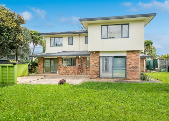 at 71 Te Wharau Drive, Greenhithe, Auckland