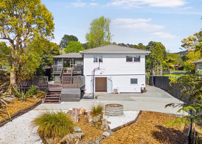  at 18 Grassmere Road, Henderson Valley, Waitakere City, Auckland