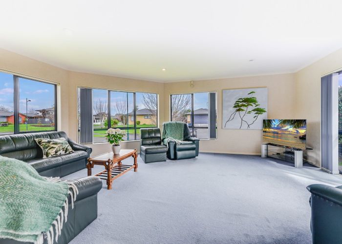  at 23 Nottingham Drive, Hamilton East, Hamilton