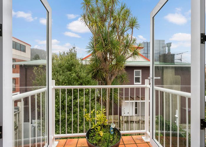  at 18D Hill Street, Thorndon, Wellington, Wellington