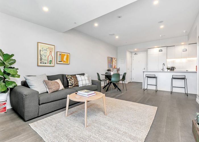  at 2x/1 Enfield Street, Mount Eden, Auckland City, Auckland