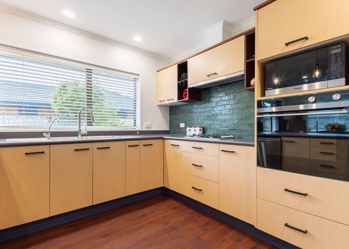  at 130 Weggery Drive, Waikanae Beach, Kapiti Coast, Wellington