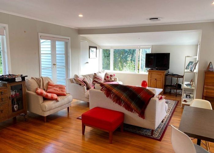  at 1/14 Woodside Avenue, Northcote, North Shore City, Auckland