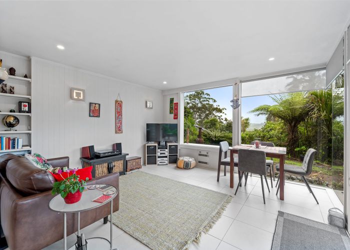  at 16 Poplar Road, Stanmore Bay, Whangaparaoa