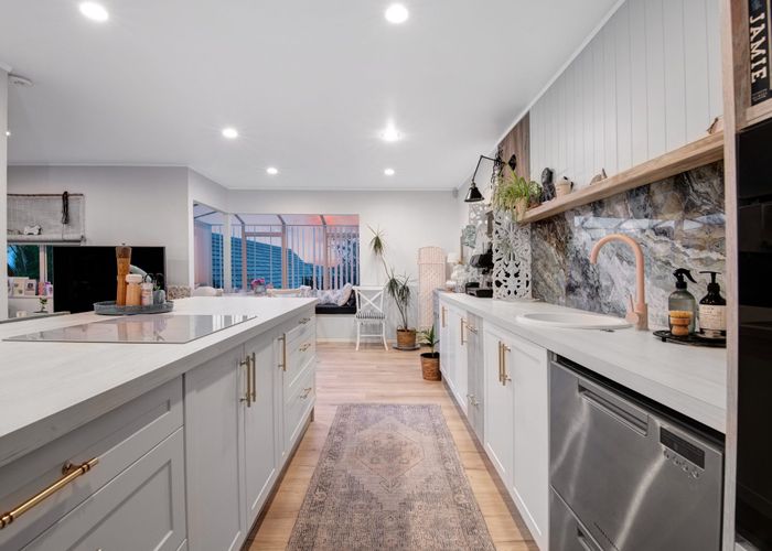  at 61 Stanmore Bay Road, Stanmore Bay, Whangaparaoa