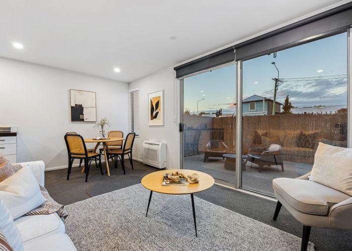  at 2/318 Barbadoes Street, City Centre, Christchurch City, Canterbury