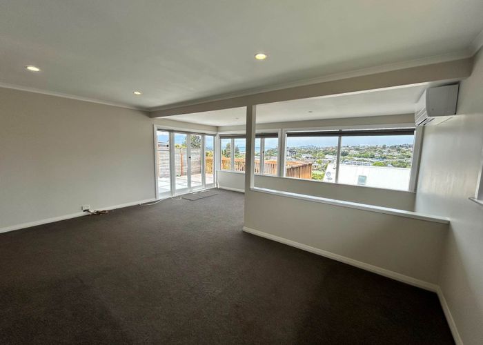  at 41 Woodlands Crescent, Browns Bay, North Shore City, Auckland