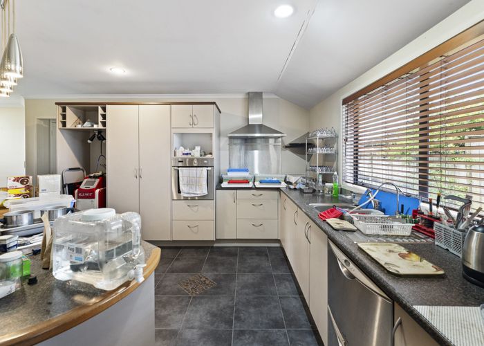  at 16 Barcaldine Road, Flat Bush, Manukau City, Auckland