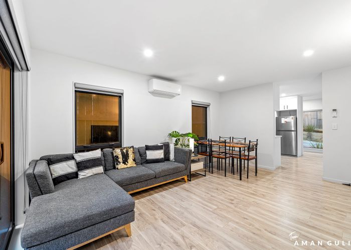  at 21B Craigbank Avenue, New Lynn, Auckland