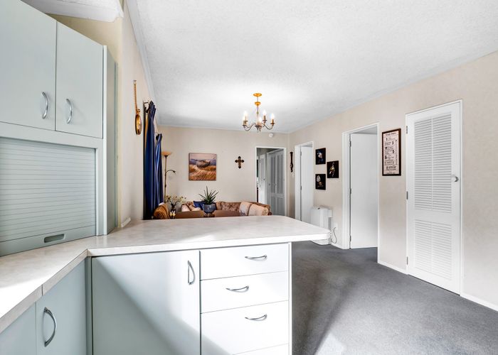  at 2 Bronte Place, Whalers Gate, New Plymouth