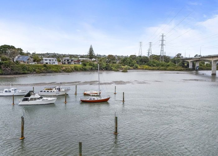  at 17E Pakuranga Road, Pakuranga, Manukau City, Auckland