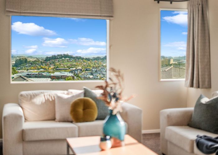  at 47a Ballymore Drive, Pinehill, North Shore City, Auckland