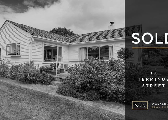  at 10 Terminus Street, Silverstream, Upper Hutt