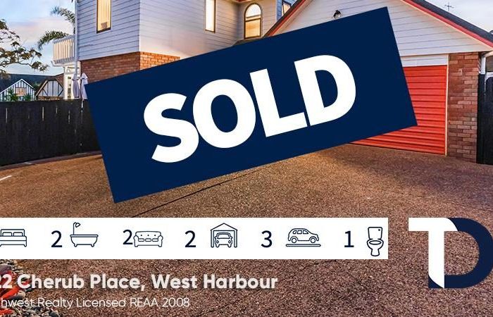  at 1/22 Cherub Place, West Harbour, Auckland