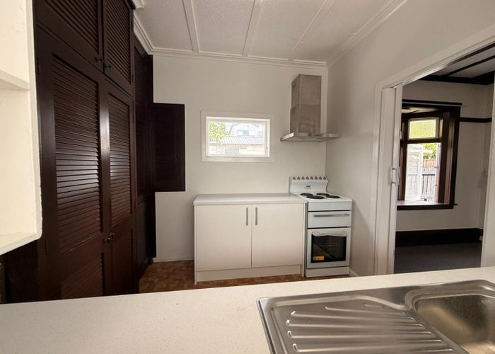  at 30 Waddell Avenue, Point England, Auckland City, Auckland