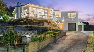  at 6 Lindale Grove, Waikanae Beach, Waikanae