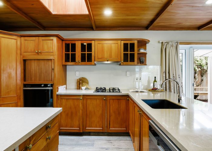  at 18 Bretton Terrace, Hillcrest, Hamilton