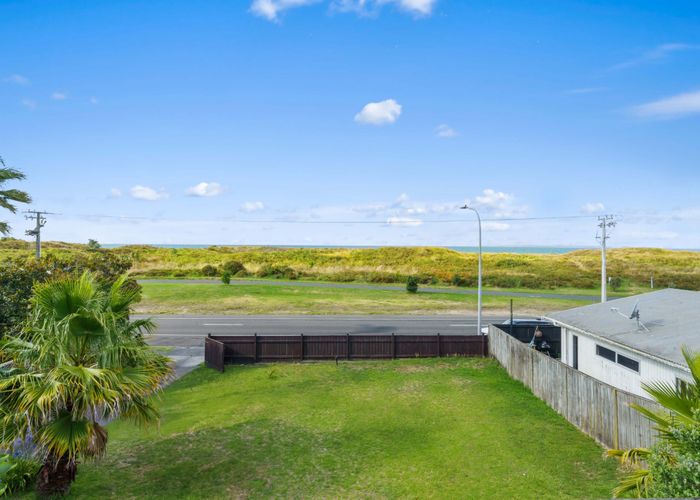  at 740 Papamoa Beach Road, Papamoa Beach, Tauranga, Bay Of Plenty