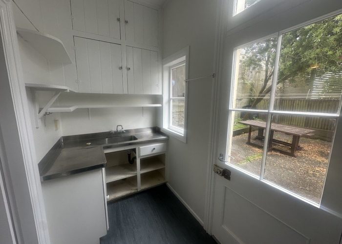  at 68 Thompson Street, Mount Cook, Wellington, Wellington