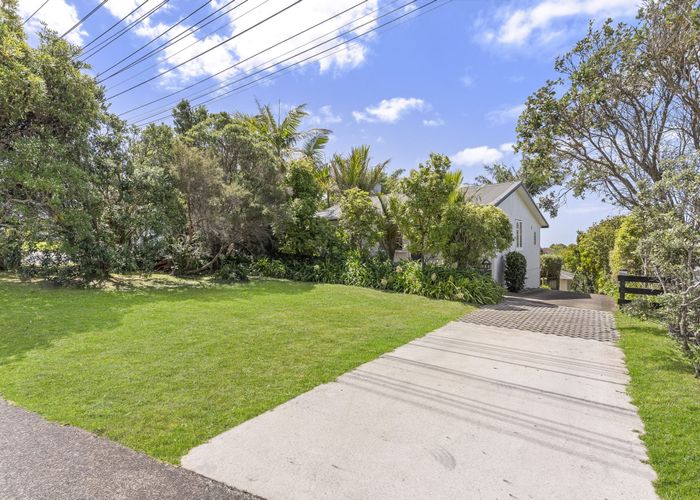  at 899A East Coast Road, Torbay, North Shore City, Auckland