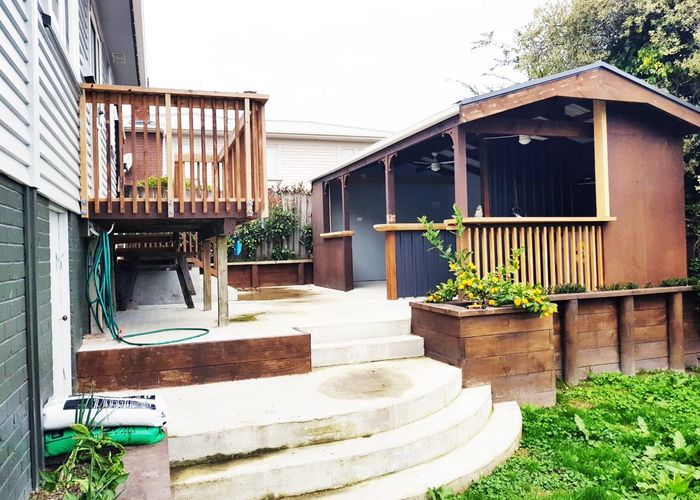  at 44 Kelman Road, Kelston, Auckland