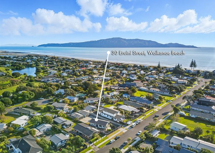  at 30 Eruini Street, Waikanae Beach, Kapiti Coast, Wellington
