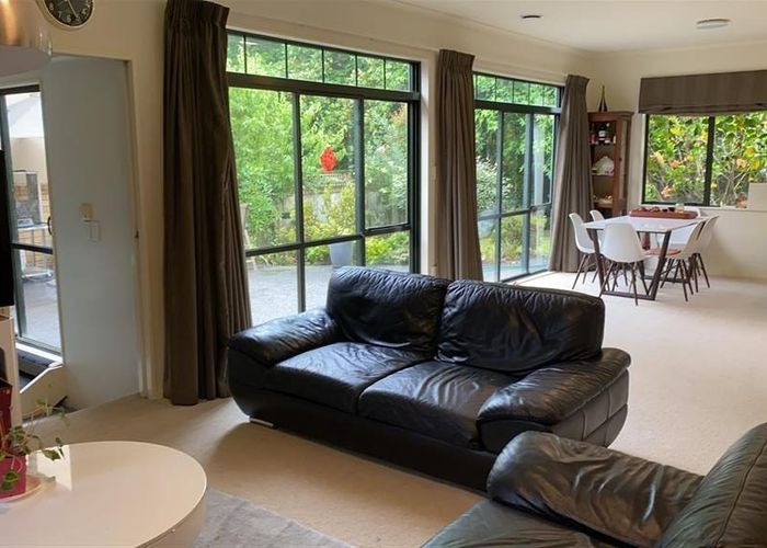  at 34 Villanova Place, Albany, Auckland