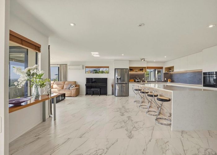  at 31 Highcrest Heights, Westmorland, Christchurch City, Canterbury