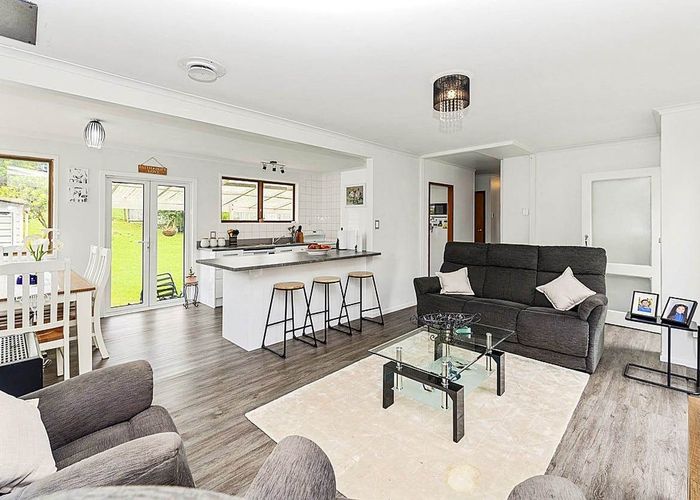  at 4 Capricorn Place, Glen Eden, Waitakere City, Auckland