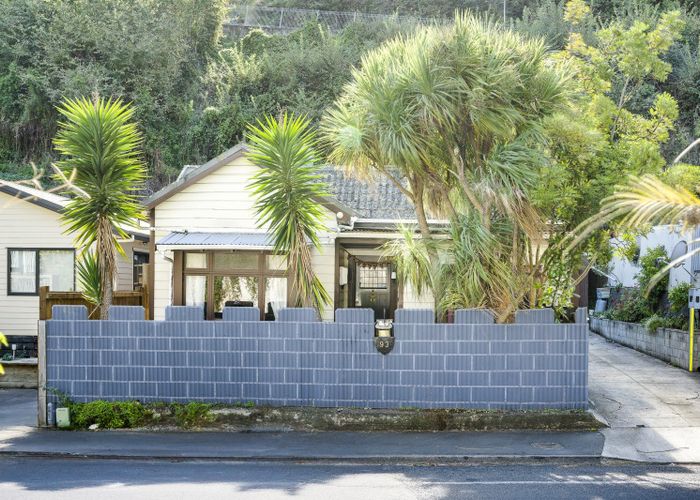  at 93 Shakespeare Road, Bluff Hill, Napier