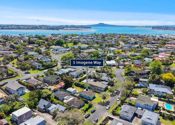  at 5 Imogene Way, Half Moon Bay, Manukau City, Auckland