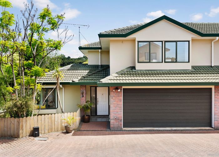  at 6/19 Roanoke Way, Albany, Auckland