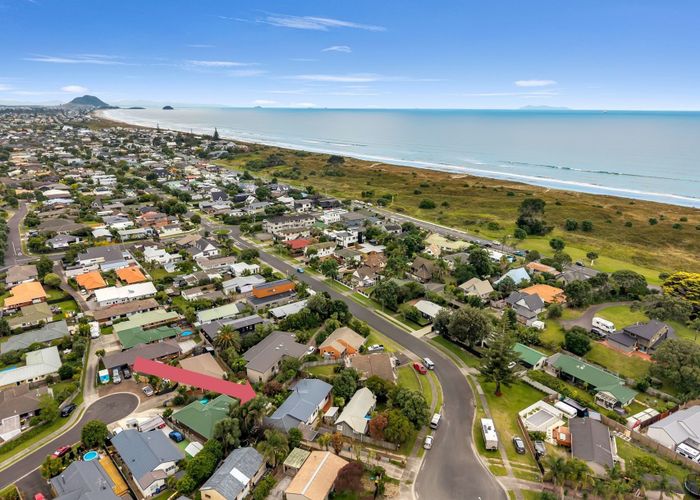  at 290a Range Road, Papamoa Beach, Tauranga, Bay Of Plenty