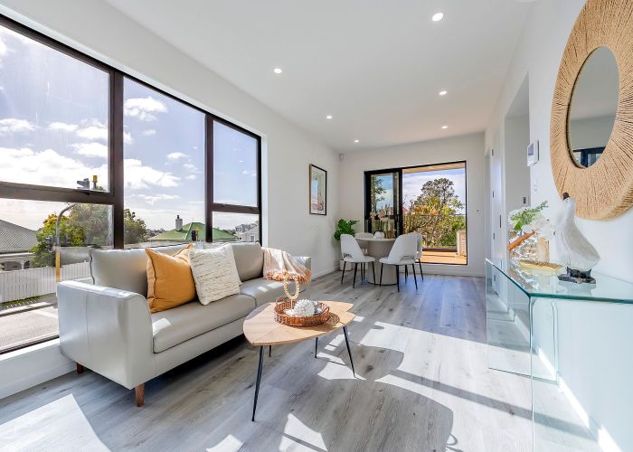  at 134 Mokoia Road, Chatswood, North Shore City, Auckland