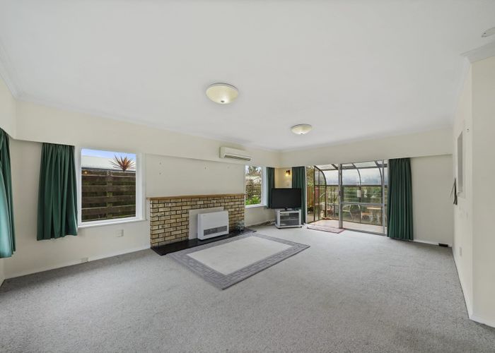  at 4 Wilson Grove, Normandale, Lower Hutt