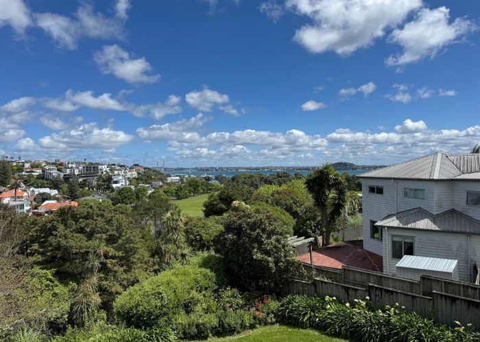  at 10/18 Takitimu Street, Orakei, Auckland City, Auckland