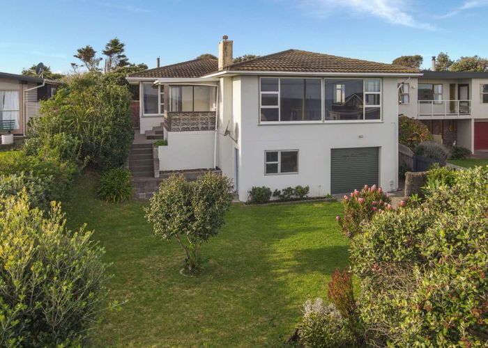  at 176 Karaka Street, Castlecliff, Whanganui