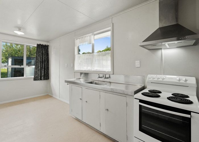  at 16 Lawrence Street, Outer Kaiti, Gisborne