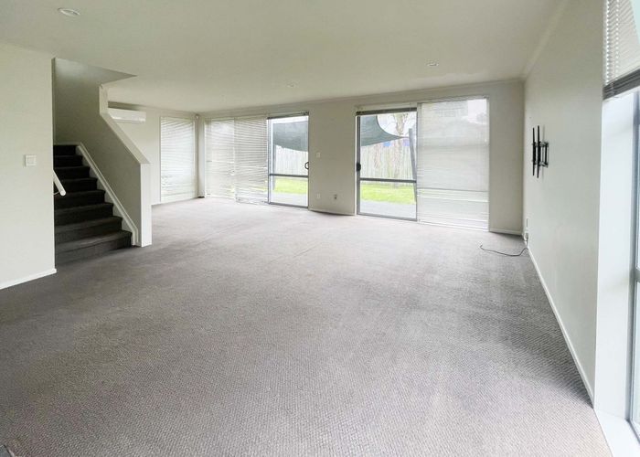  at 25 Figaro Crescent, Takanini, Papakura, Auckland