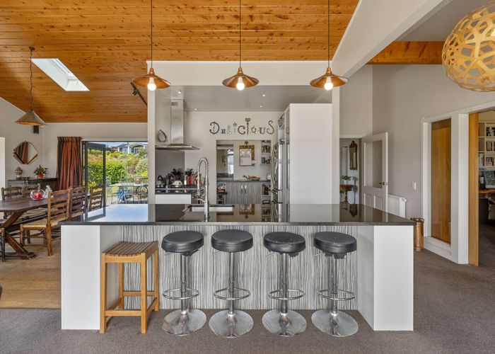  at 32 Kuiwai Drive, Rainbow Point, Taupo