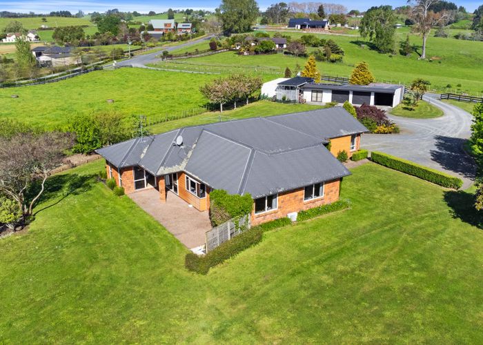  at 2/43 Mccandlish Road, Ngahinapouri, Hamilton