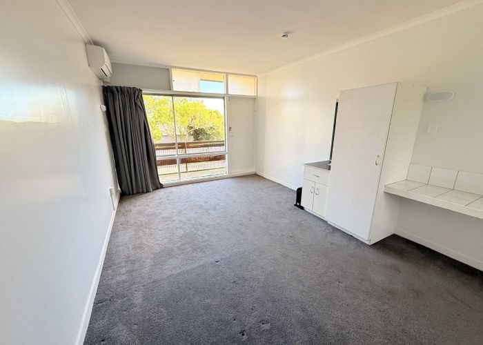  at 10/6 Selcourt Road, Mount Albert, Auckland City, Auckland