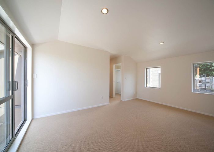  at 16 Lavender Court, Saint Johns, Auckland