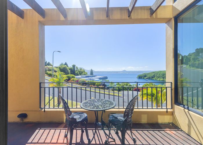  at 21 Te Urunga Place, Acacia Bay, Taupo