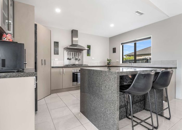  at 4 Carroll Place, Owhata, Rotorua