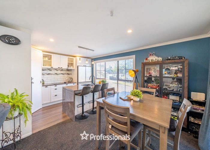  at 33 Fenchurch Grove, Stokes Valley, Lower Hutt, Wellington
