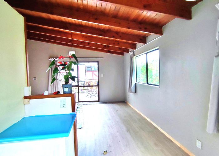  at 20A Wattle Road, Sunnyvale, Waitakere City, Auckland