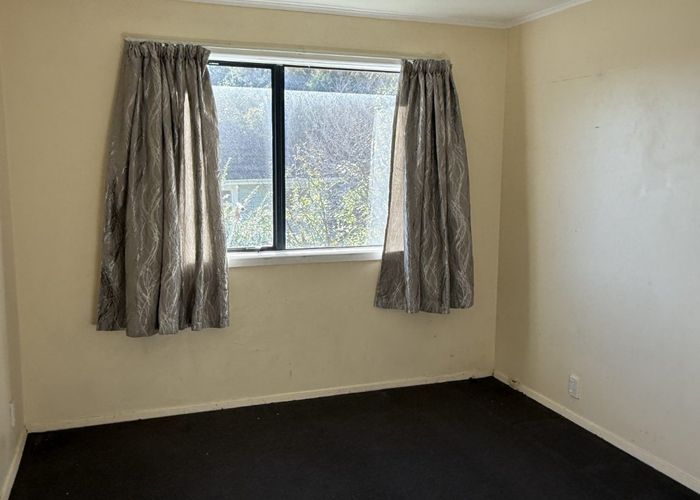  at 10 Norfolk Grove, Cannons Creek, Porirua, Wellington