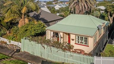  at 29 Clarence Street, Devonport, Auckland