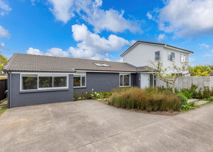  at 367 Beach Road, Campbells Bay, Auckland